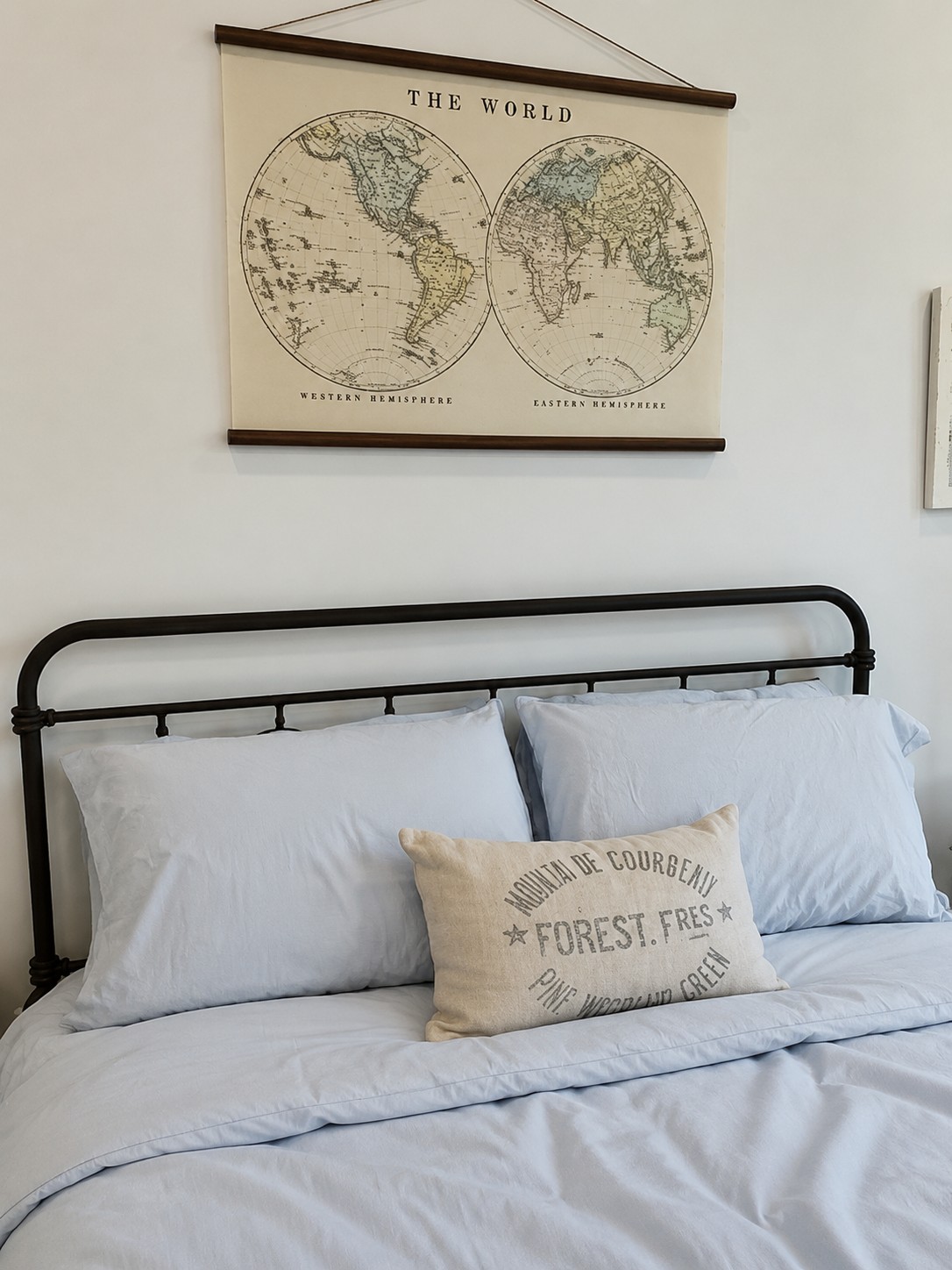 Customer photo with solid cotton bedding